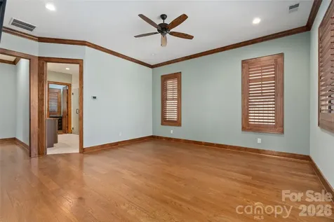 50 Hallett Court Asheville NC 28803