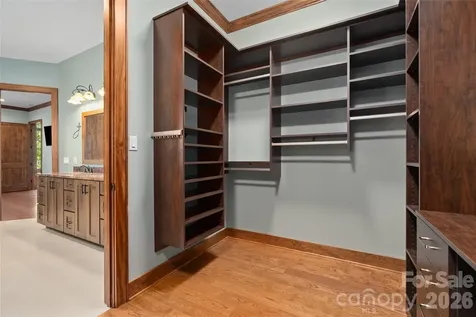 50 Hallett Court Asheville NC 28803