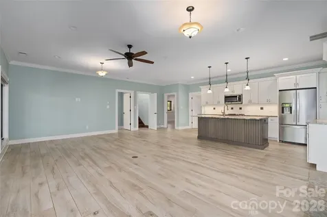 50 Hallett Court Asheville NC 28803