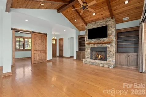 50 Hallett Court Asheville NC 28803