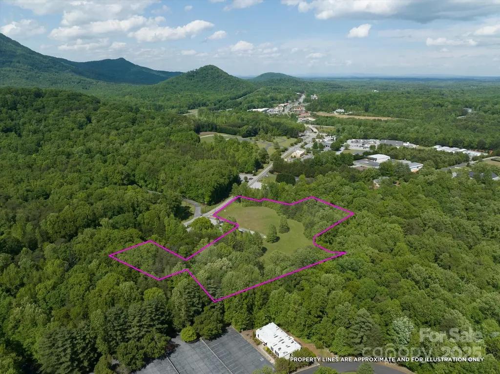 899 W Mills Street Columbus NC 28722