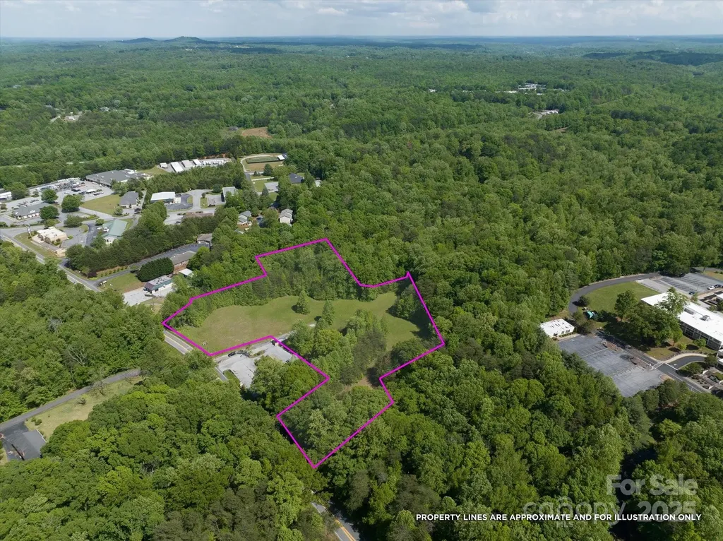 899 W Mills Street Columbus NC 28722