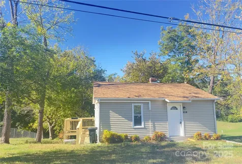 329 Morehead Road Marion NC 28752