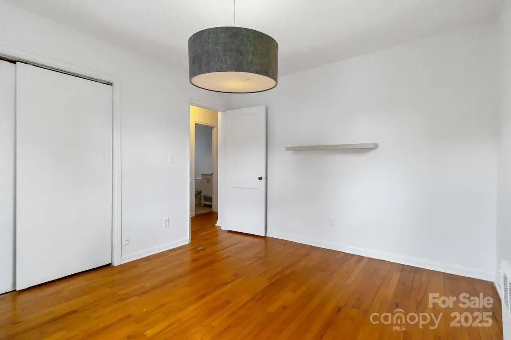 343 Wakefield Drive Charlotte NC 28209