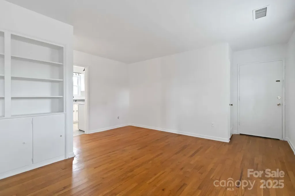 343 Wakefield Drive Charlotte NC 28209