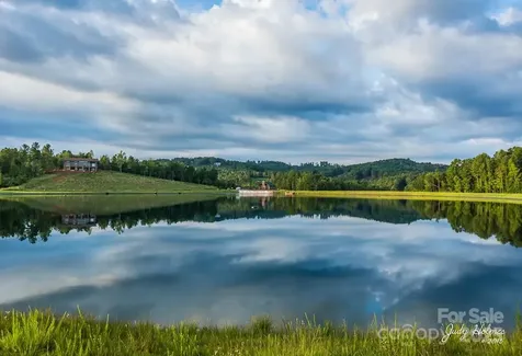 1187 Grandview Peaks Drive Nebo NC 28761