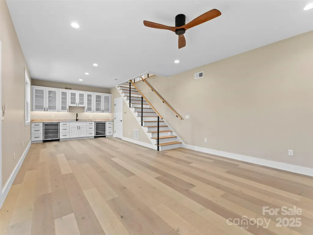 54 Olde Oak Lane Hendersonville NC 28792