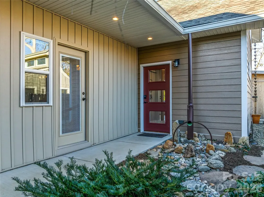 78 Annandale Avenue Asheville NC 28801