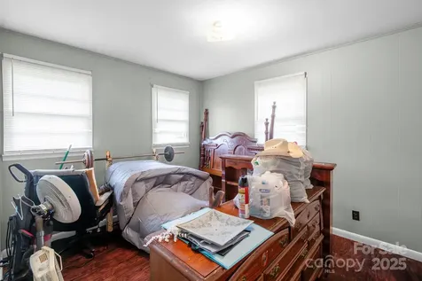 940 W End Road Chester SC 29706
