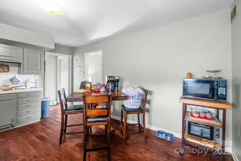 940 W End Road Chester SC 29706