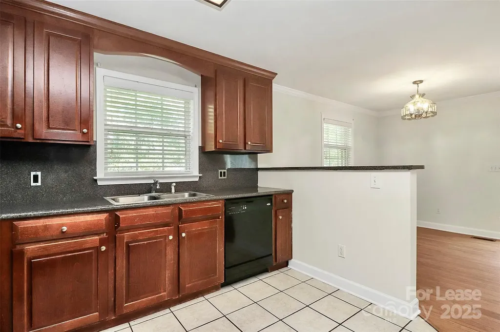 1005 Rainbow Drive Kannapolis NC 28081