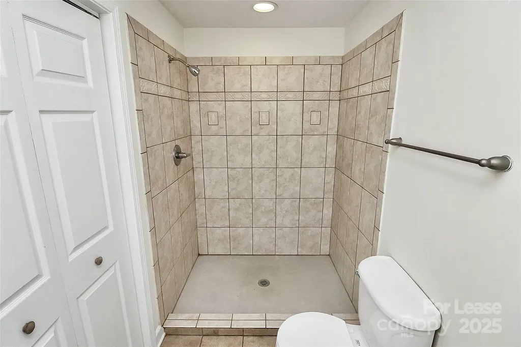 1005 Rainbow Drive Kannapolis NC 28081