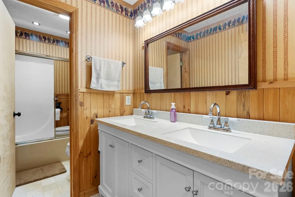 4415 Laurel Ridge Drive Lenoir NC 28645
