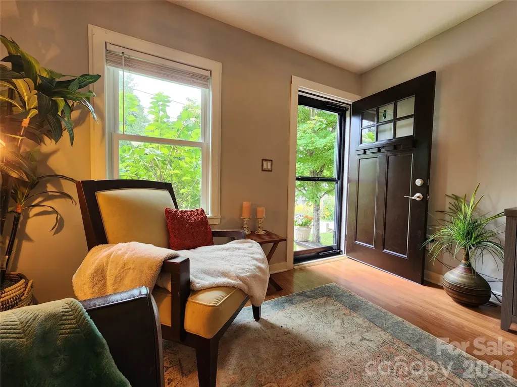 71 Fifth Avenue Asheville NC 28806