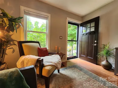 71 Fifth Avenue Asheville NC 28806