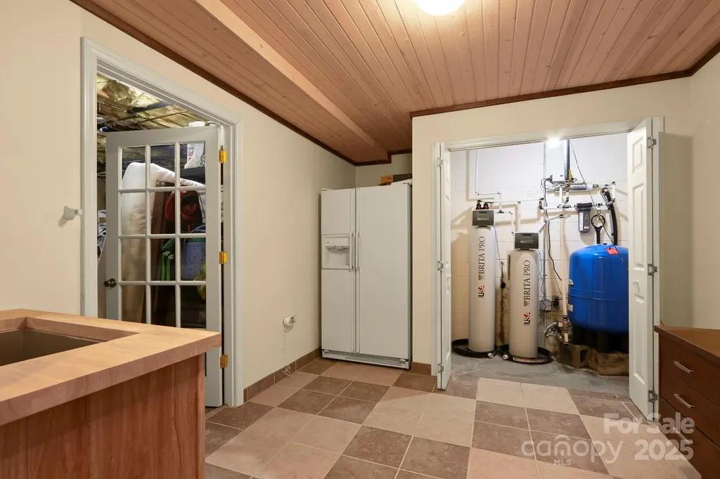 127 Boulder Lane Blowing Rock NC 28605