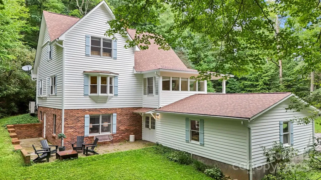 127 Boulder Lane Blowing Rock NC 28605