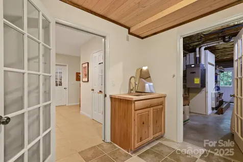 127 Boulder Lane Blowing Rock NC 28605
