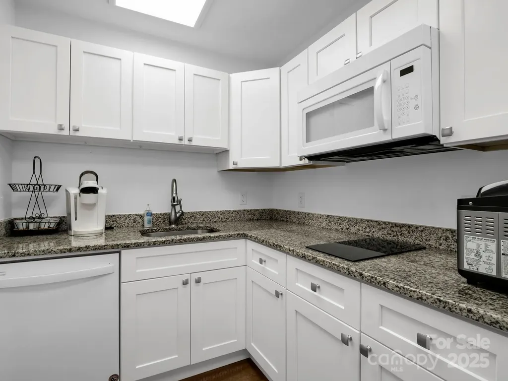 147 E Court Street Rutherfordton NC 28139