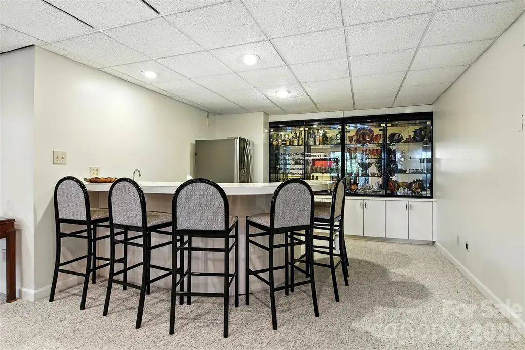 5042 Ridgeland Drive Hickory NC 28602