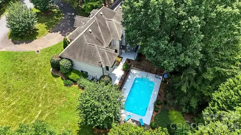 5042 Ridgeland Drive Hickory NC 28602