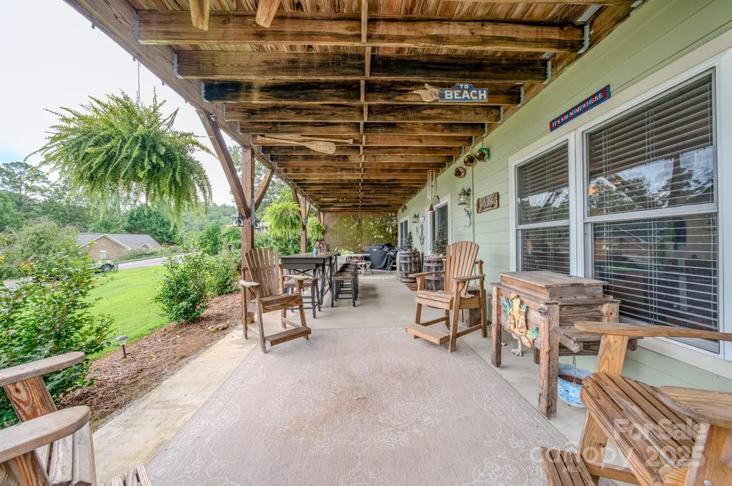 101 Lake Club Lane Nebo NC 28761