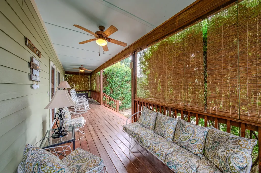 101 Lake Club Lane Nebo NC 28761
