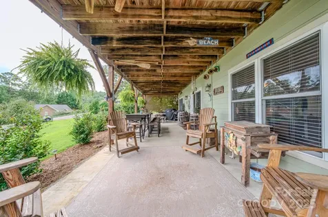 101 Lake Club Lane Nebo NC 28761