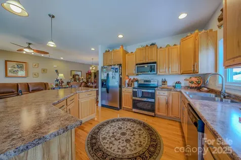 101 Lake Club Lane Nebo NC 28761