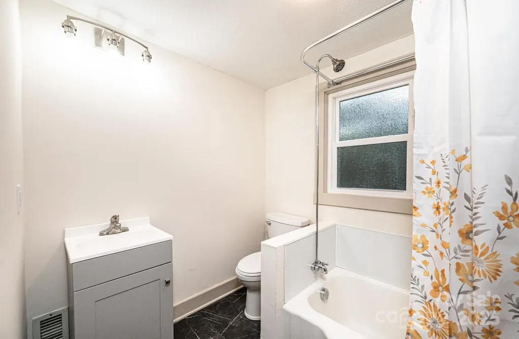 526 Kentwood Street SW Lenoir NC 28645