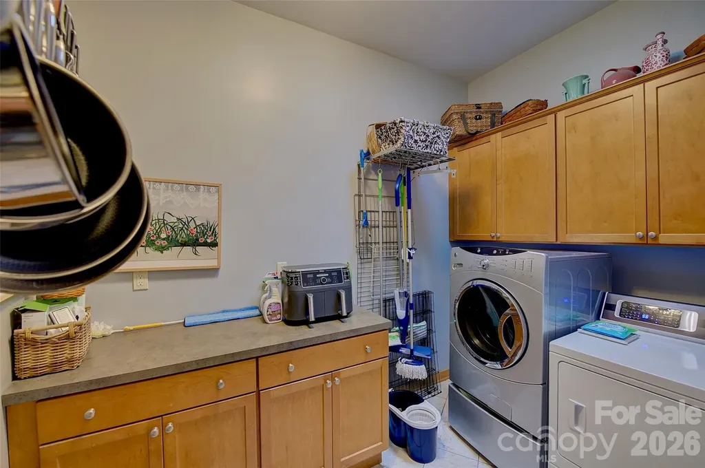 1024 Arrowhead Ridge Road Spruce Pine NC 28777