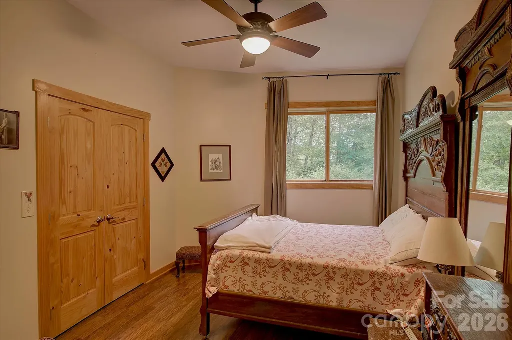 1024 Arrowhead Ridge Road Spruce Pine NC 28777