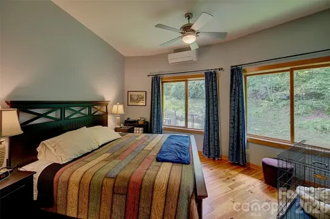 1024 Arrowhead Ridge Road Spruce Pine NC 28777