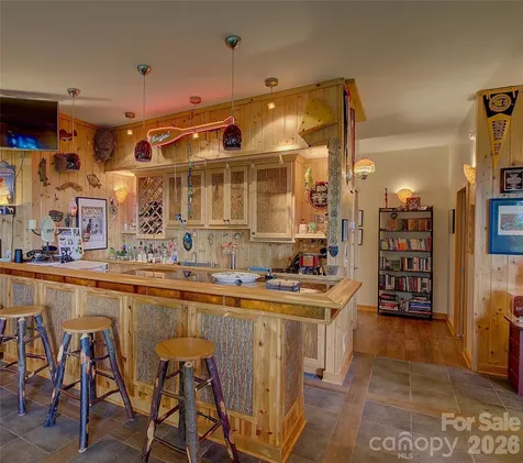 1024 Arrowhead Ridge Road Spruce Pine NC 28777