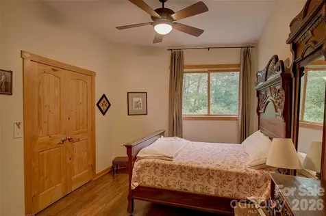 1024 Arrowhead Ridge Road Spruce Pine NC 28777