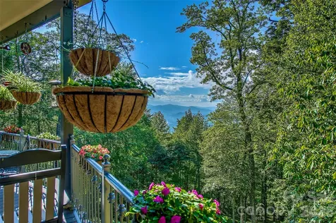 1024 Arrowhead Ridge Road Spruce Pine NC 28777