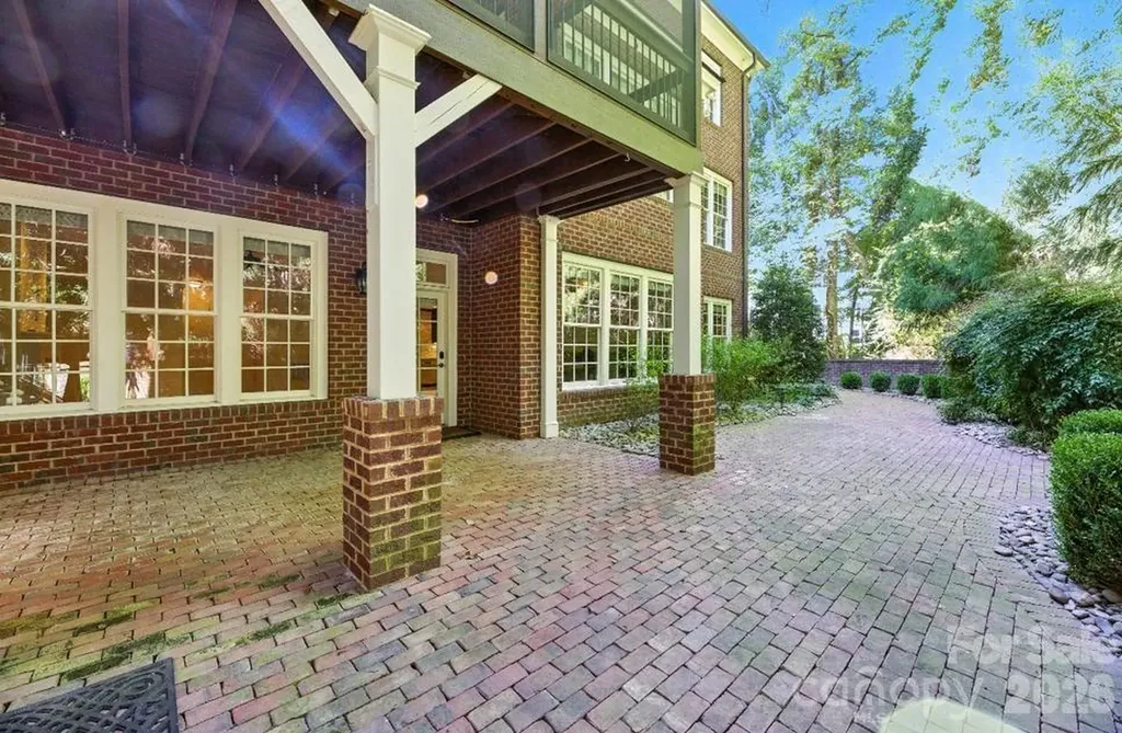 8928 Heydon Hall Circle Charlotte NC 28210