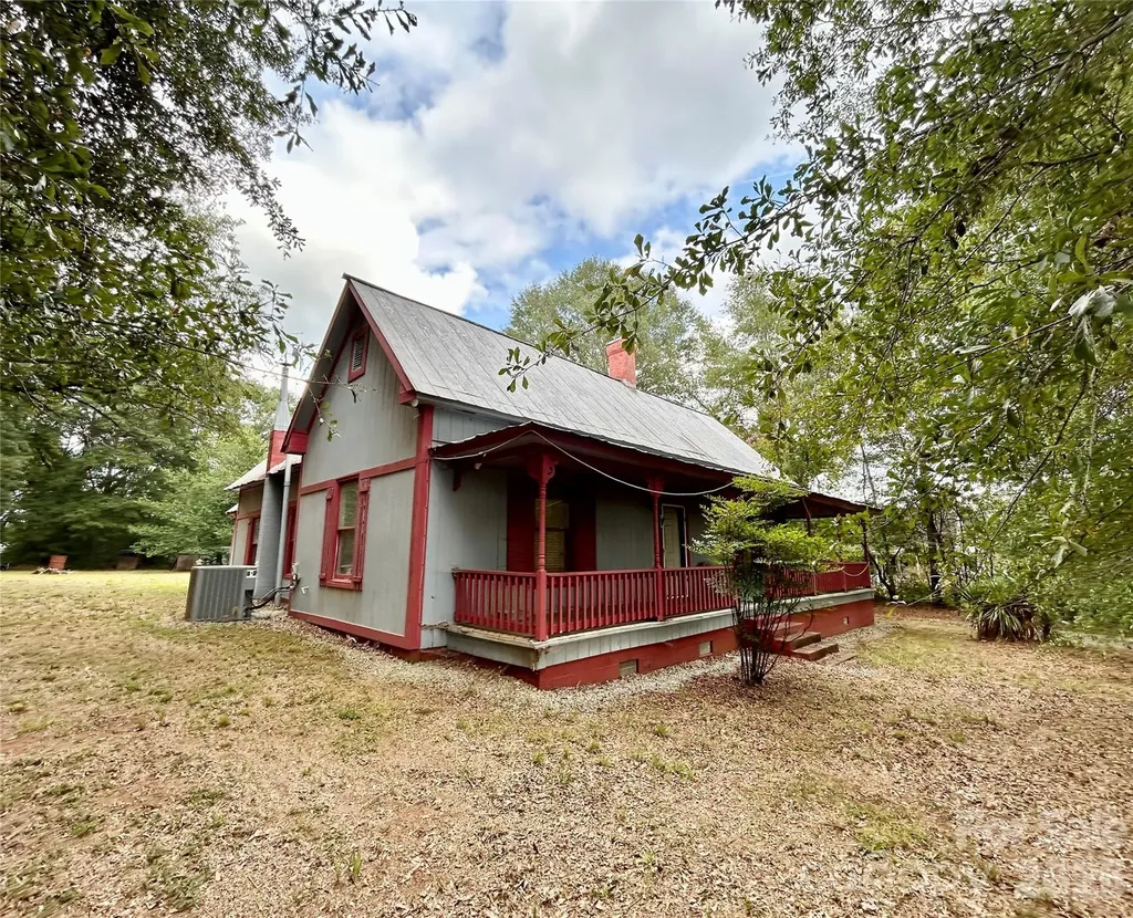 345 S Pea Ridge Road Mooresboro NC 28114