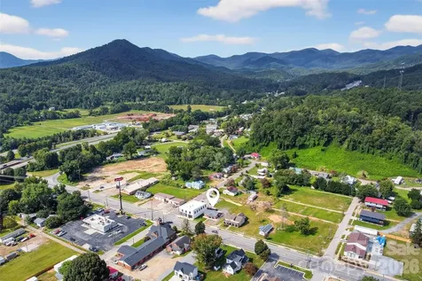 262 Catawba Avenue Old Fort NC 28762