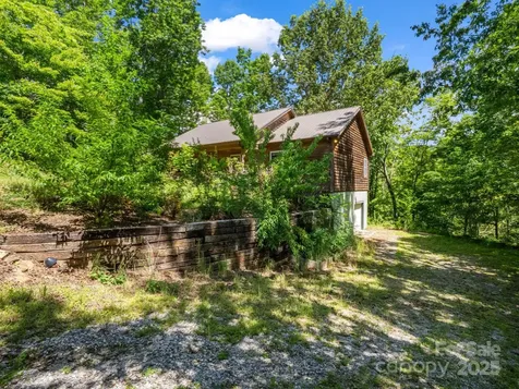 288 Long Ridge Road Old Fort NC 28762