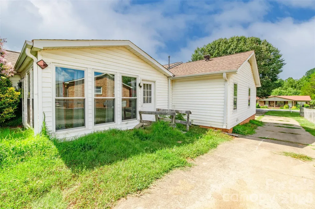 505 Pam Drive Gastonia NC 28056