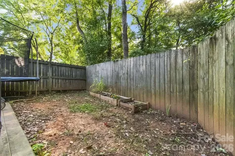5541 Peachwood Drive Charlotte NC 28216