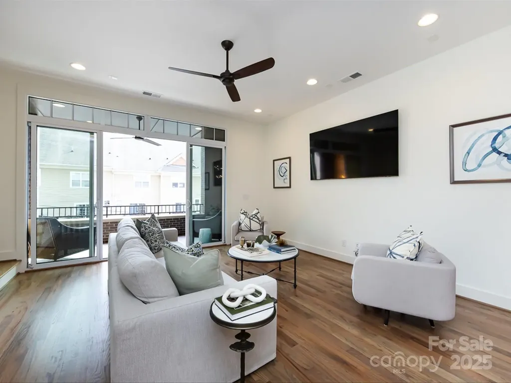 3022 Kalex Court Charlotte NC 28204
