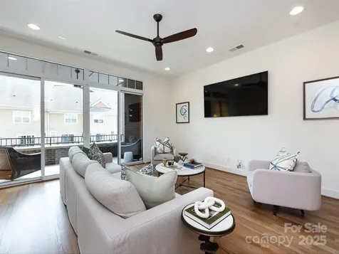 3022 Kalex Court Charlotte NC 28204