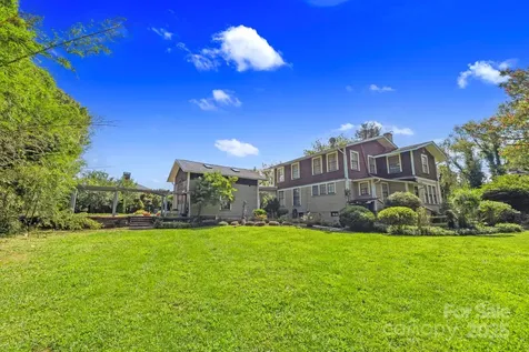 317 Courtland Boulevard Hendersonville NC 28791