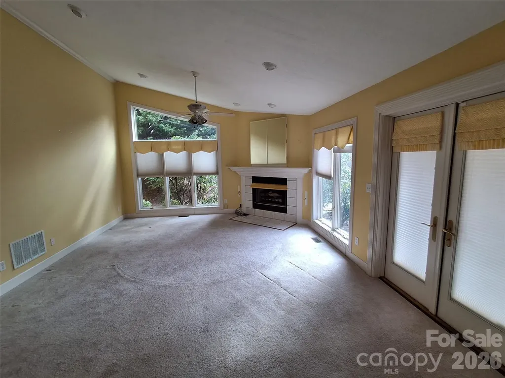 5 Kari Circle Candler NC 28715