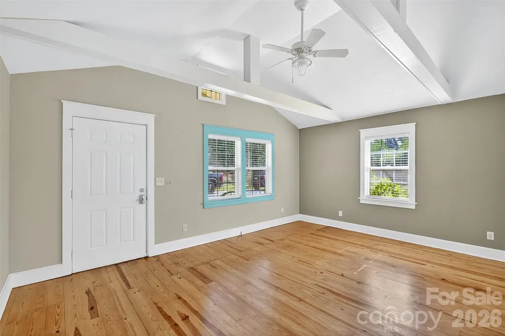 160 E Howard Street Tryon NC 28782
