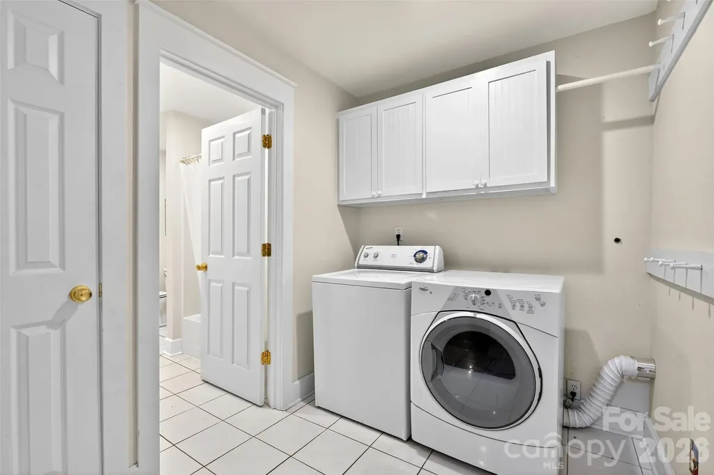 160 E Howard Street Tryon NC 28782