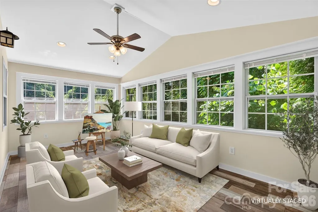 160 E Howard Street Tryon NC 28782