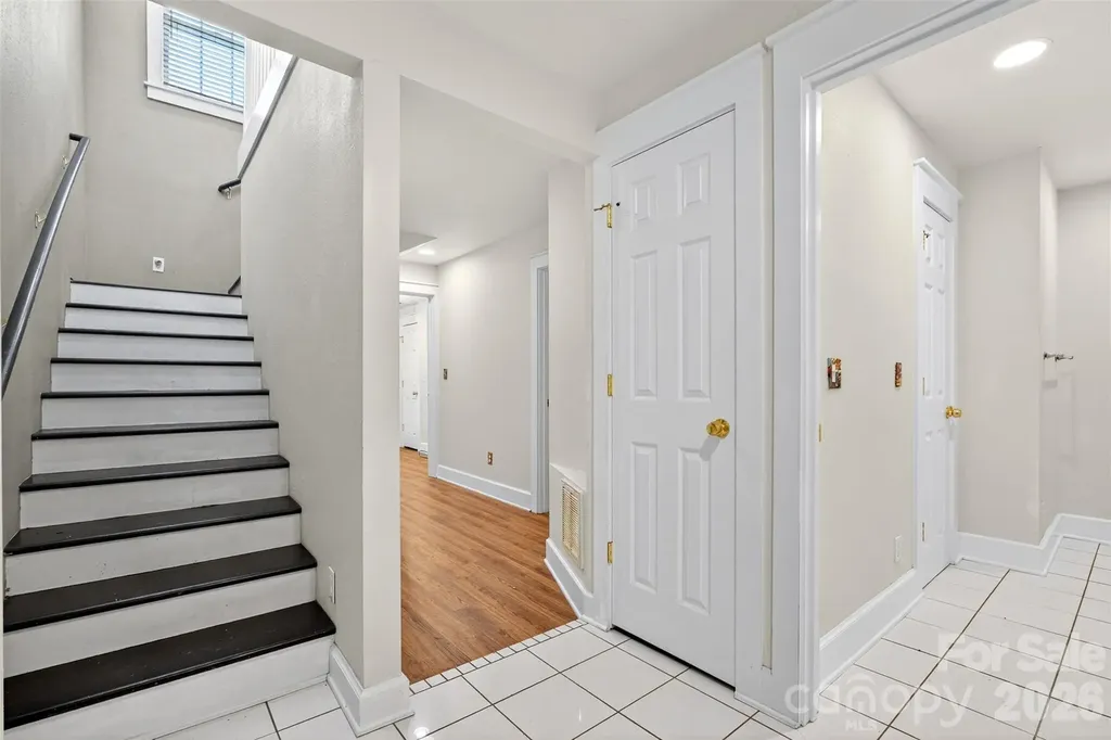 160 E Howard Street Tryon NC 28782